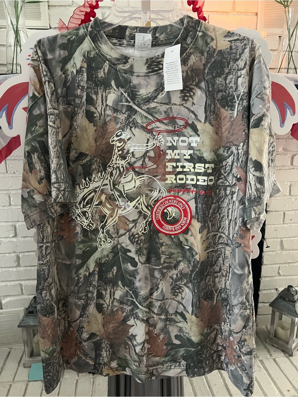 Women’s Short Sleeve Camo Graphic Tee - Olive/Brown